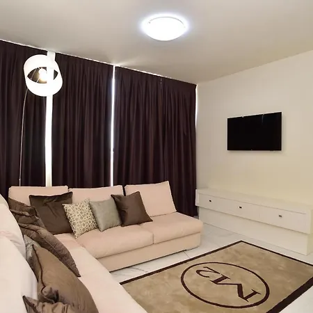 M2 Hotel